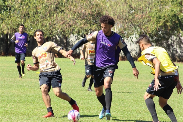Os jogadores da Votuporanguense tiveram uma semana cheia de treinamentos para o jogo (Foto: Rafael Nascimento/CAV) 