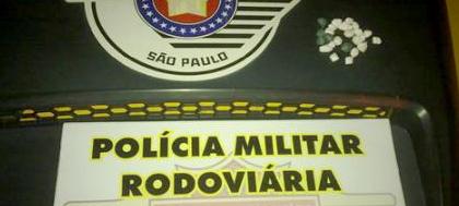 Motociclistas são detidos com 25 pedras de crack