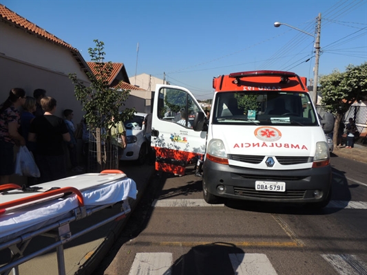 Motorista fica inconsciente em acidente no Centro