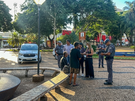 Novo levantamento realizado pela Prefeitura mostra que atualmente 75 pessoas vivem nas ruas de Votuporanga (Foto: Prefeitura de Votuporanga)