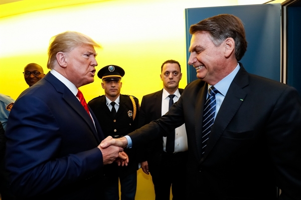 Presidente dos Estados Unidos da América, Donald Trump, cumprimenta o presidente da República, Jair Bolsonaro, durante encontro na sede da ONU