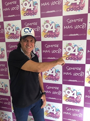 Juliano Cezar esteve na Cidade FM (Foto: A Cidade)