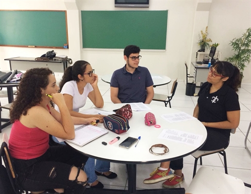 As atividades são gratuitas e destinadas aos estudantes de escolas públicas e particulares e adolescentes atendidos por projetos sociais do município e região (Foto:Unifev)