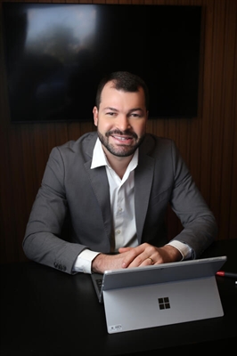 Dr. João Ricardo Leão explica sobre diagnóstico e manejo da intoxicação (Foto: Santa Casa)