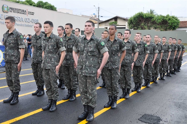 Alistamento militar não tem custo, mas quem o realizar fora do prazo deverá pagar multa; quem estiver no exterior também precisa se alistar (Foto: Prefeitura de Votuporanga)