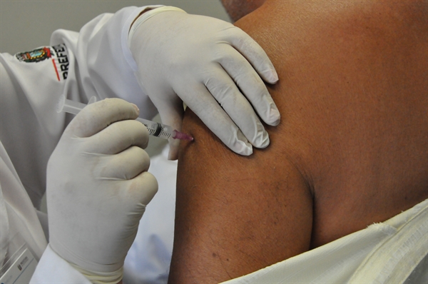 Cuidados: as Unidades de Saúde estão abertas para a vacinação, de segunda a sexta-feira (Foto: Prefeitura de Votuporanga)