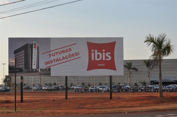 O Ibis Hotel terá seu imóvel implantado na avenida Nasser Marão, nº 3.823 (Foto: Gabriele Reginaldo/A Cidade)