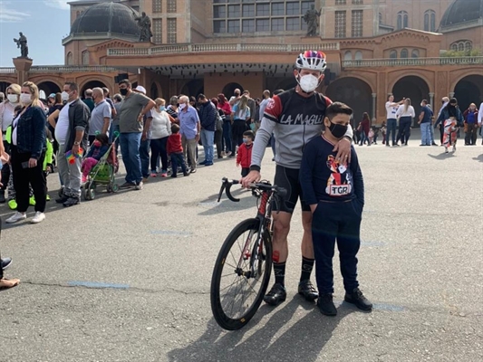 O ciclista de Votuporanga Fabiano Edward Franciscato, de 41 anos, realizou na última semana um pedal de 683 km até Aparecida (Foto: Arquivo pessoal)