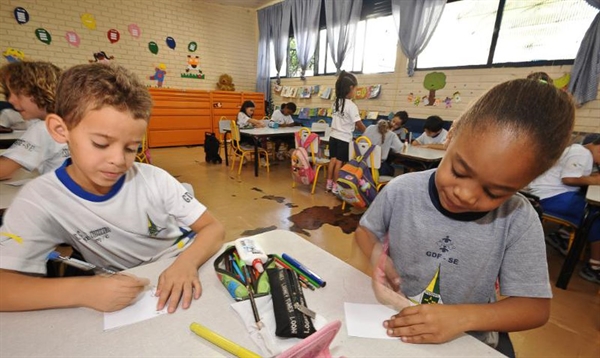 No Brasil, 11 milhões de pessoas são analfabetas (Foto: Arquivo/Agência Brasil)