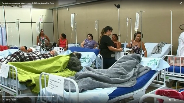 Pacientes chegaram a lotar o Centro de Hidratação em Rio Preto — Foto: Reprodução/TV TEM