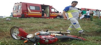 Trânsito violento marca final de semana na região