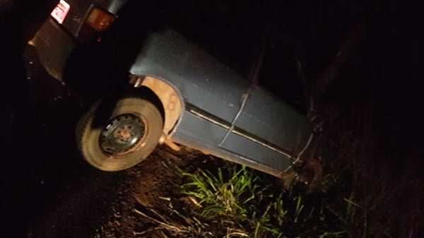 Carro saiu da pista com o acidente em Guzolândia — Foto: Arquivo Pessoal