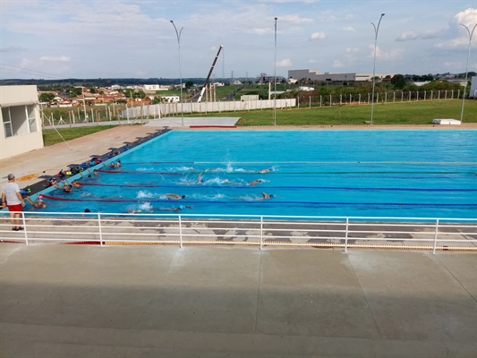 O espaço local tem piscina olímpica, obedecendo as medidas oficiais de 50m de comprimento (Foto: Divulgação/Natação Votuporanga)