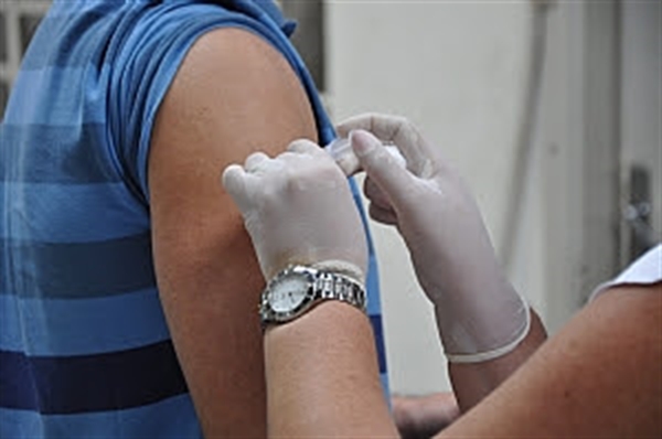 Secretaria da Saúde intensifica vacinação até sexta-feira