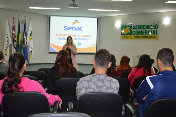 Entre os dias 10 e 12 de julho, ACV e Senac de Votuporanga promoveram três palestras (Foto: ACV)