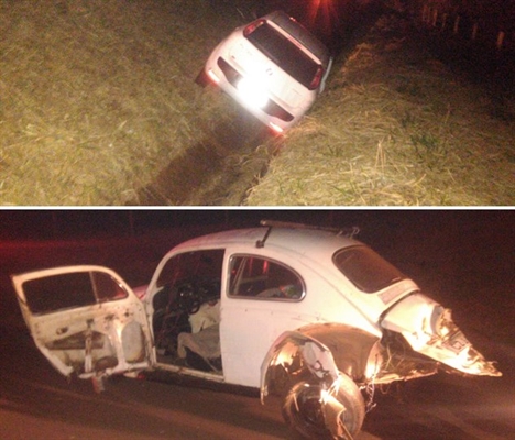 O VW/Fusca, de Votuporanga, ficou parcialmente destruído (Foto: Reprodução/Região Noroeste)