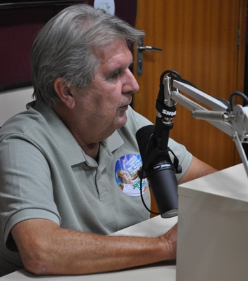  O candidato do PSDB, Jorge Seba, encerrou ontem a rodada de entrevistas com os candidatos a prefeito  (Foto : A Cidade)