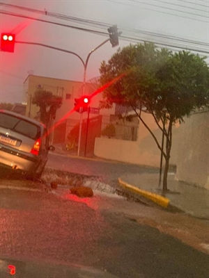 Chuvas do início da semana passada deixaram estragos em Votuporanga (Foto: Arquivo)