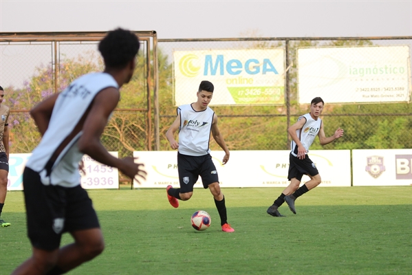 A Votuporanguense já iniciou a preparação com o elenco que irá disputar a Copa São Paulo de Futebol Júnior em 2022  (Foto: Rafael Bento/CAV)