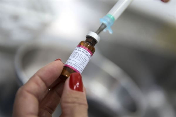 A vacina é a única forma de prevenção (Marcelo Camargo/Agência Brasil)