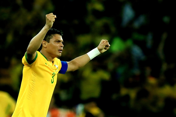 Brasil e Espanha decidem o título no Maracanã