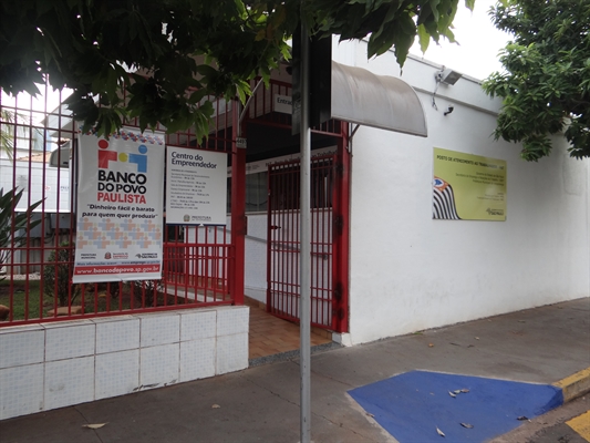O PAT da cidade está localizado na rua Barão do Rio Branco, 4497; o horário de atendimento é das 8h30 às 16h30 (Foto:  Gabriele Reginaldo/A Cidade)