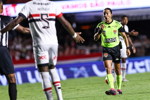 Edina Alves estará em Votuporanga para ministrar uma palestra  (Foto: Rebeca Reis/Ag. Paulistão)