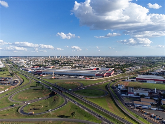 Foram registradas 738 aberturas de empresas na cidade durante o primeiro semestre deste ano (Foto: Prefeitura de Votuporanga)