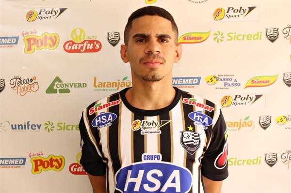 Em 2017, o atacante Kaynan, de 21 anos, ganhou chances na equipe principal do Bahia (Foto: Felipe Oliveira/Divulgação/ECBahia)