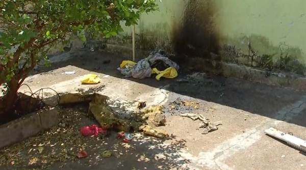 Local onde a vítima estava quando colchão pegou fogo (Foto: Reprodução/TV TEM)