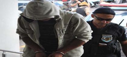 Polícia prende suspeitos de furtos de caminhonetes