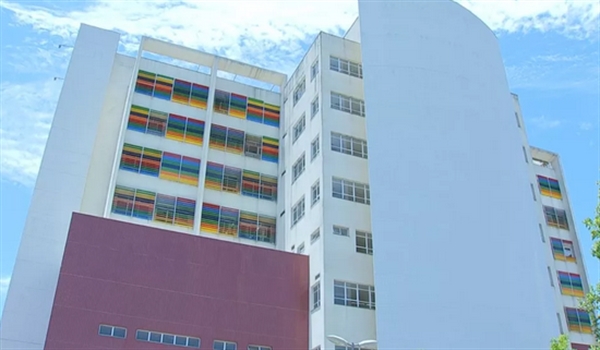  Criança está internada no Hospital da Criança e da Maternidade em Rio Preto. (Foto: Reprodução/TV TEM)