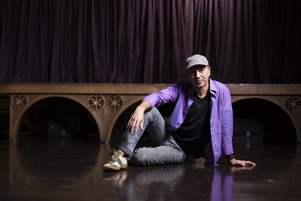 Zeca Baleiro será uma das principais atrações de amanhã da 10ª edição do Fliv  (Foto: Silvia Zamboni)