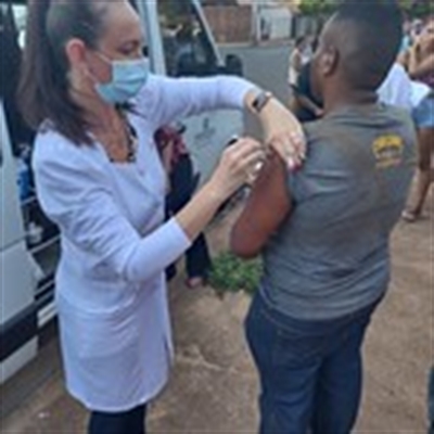 As vacinas também estão disponíveis nos dois postos volantes: no Assary e na Capela Santo Expedito (Foto: Prefeitura de Votuporanga)