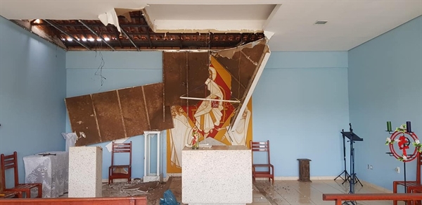 Criminosos invadem e destroem capela em bairro de Rio Preto — Foto: Divulgação/Paróquia Santo Antonio de Pádua