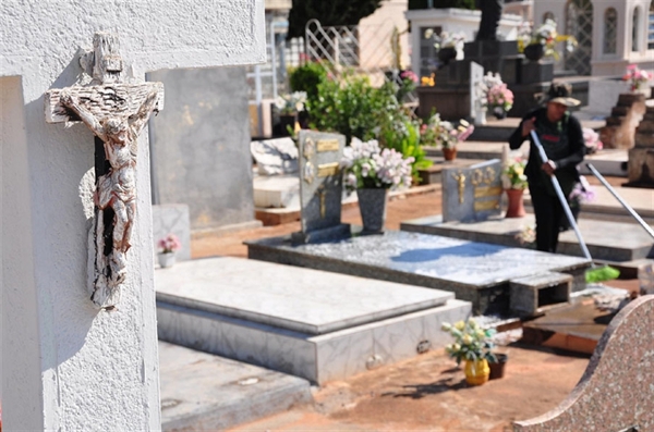 Desaparecimento de ossada em cemitério gera indenização