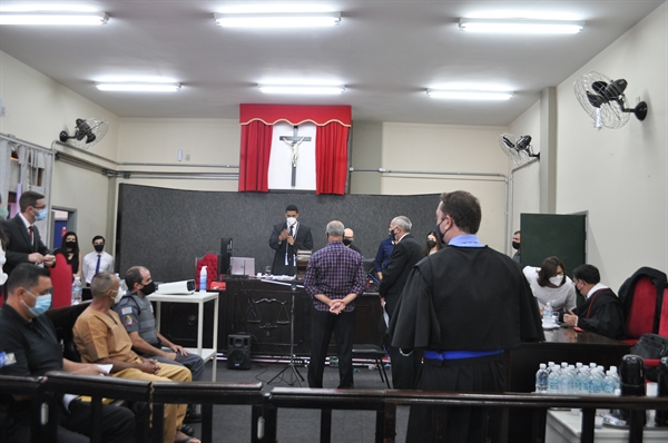Primeira sessão do Tribunal do Júri na retomada inocentou Valter Donizete Sandes e condenou Milton Carlos de Almeida (Foto: A Cidade)