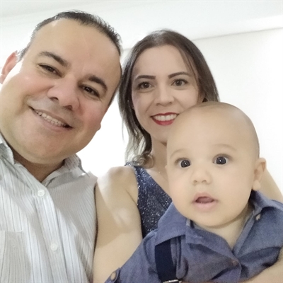 Depois de 85 dias na UTI, duas paradas cardíacas e sete dias em coma, Silmar voltou para casa (Foto: Arquivo pessoal)