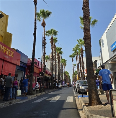 Horários especiais do comércio para o fim de ano em Votuporanga são divulgados (Foto: ACV)