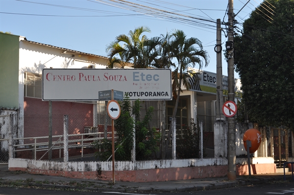 A Etec Votuporanga oferta 300 vagas para cursos técnicos, inscrições vão até 14 de dezembro por meio do site oficial do Vestibulinho  (Foto: A Cidade)