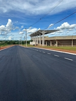 A Prefeitura de Votuporanga concluiu ontem a obra de pavimentação da Rua Albano Otterço, via que dá acesso à Arena Plínio Marin (Foto: Prefeitura de Votuporanga)