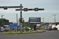 Na tarde de ontem, o termômetro na avenida Emilio Arroyo Hernandes, no bairro Pozzobon marcava 29ºC (Foto: A Cidade)
