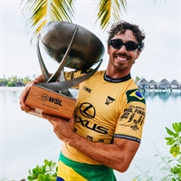 Campeão mundial de surfe tem familiares em Votuporanga