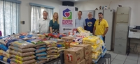 Encontro de Carros Antigos arrecada quase meia tonelada de alimentos em Votuporanga