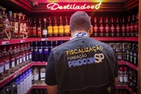 Metanol: Procon realiza operação em bares e restaurantes de Votuporanga