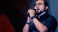 Amanhã, o cantor Nasar se apresenta na Concha Acústica “Professor Geraldo Alves Machado”