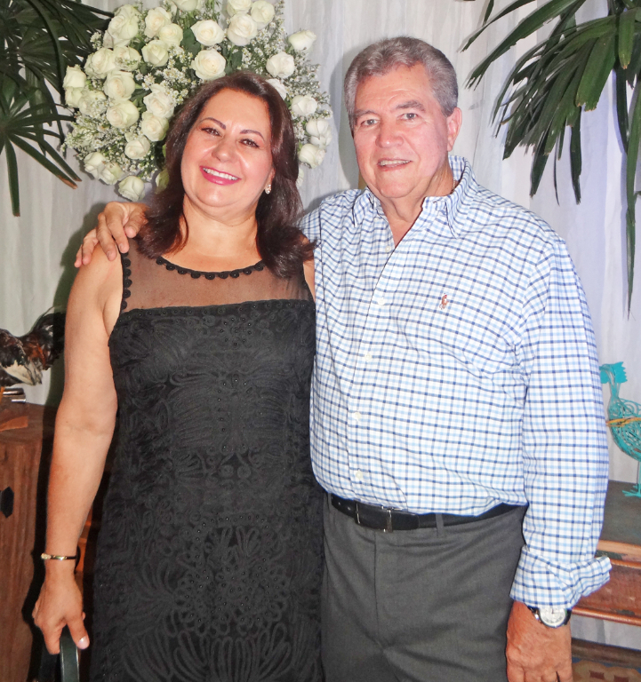 A dentista Carmem e o seu marido Anísio Ribas em recente evento que movimentou a cidade 