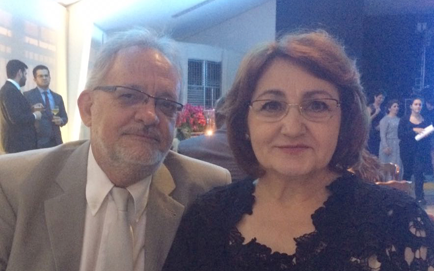 Dr. Jerônimo Figueira da Costa e a sua esposa Márcia em recente evento social 