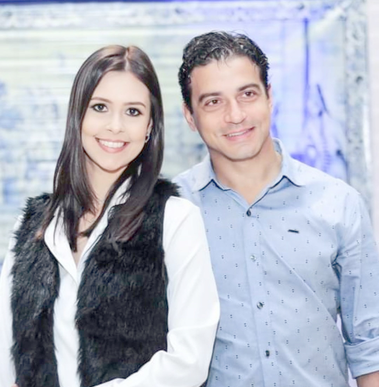 Os parabéns vão para o jovem empresário André Baldissera, que comemora seu aniversário hoje, envolvido pelo amor e carinho de sua esposa Natália Francisco Baldissera e demais amigos e familiares. Feliz aniversário André, bênçãos multiplicadas sobre tua vida!!!