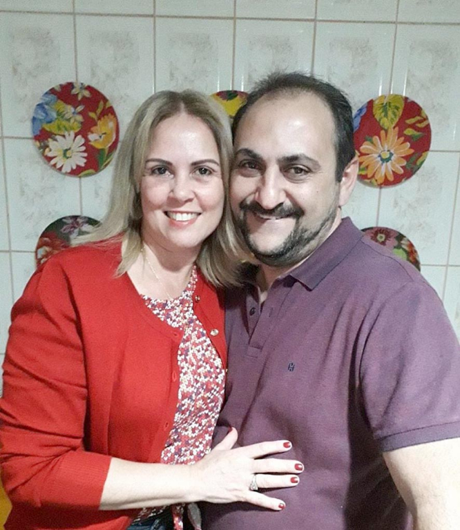 Rita, ontem foi seu aniversário. Meu desejo é que toda a felicidade do mundo se reúna para abraçar seu coração por todo o ano, não somente no dia do seu aniverário. Parabéns! Felicidades sempre. Com todo carinho, seu esposo João Lucio, seus familiares e amigos.


***Confira mais desta coluna em nossa edição impressa e online para assinantes.